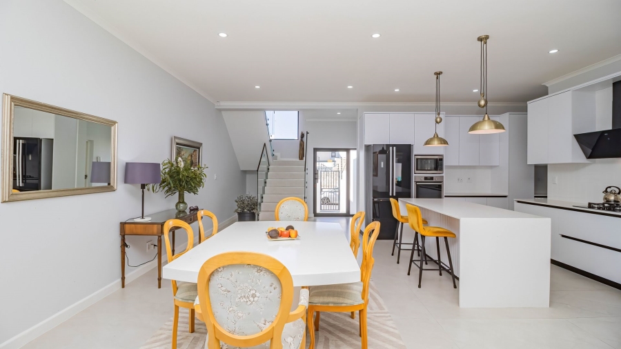 4 Bedroom Property for Sale in Sandown Western Cape